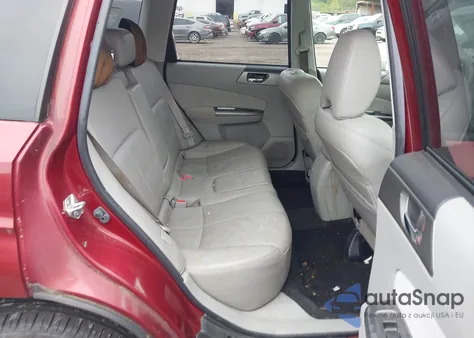 2011 Subaru Forester 2.5X Limited z USA, uszkodzony, nr VIN JF2SHBEC4BH773138